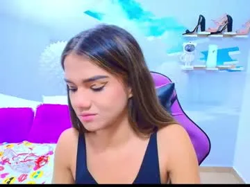 Julieta – webcam model profile photo Image 9