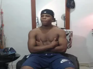 daani_hott – webcam model profile photo Image 9