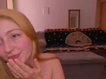 sweetsour18 – webcam model profile photo Image 9