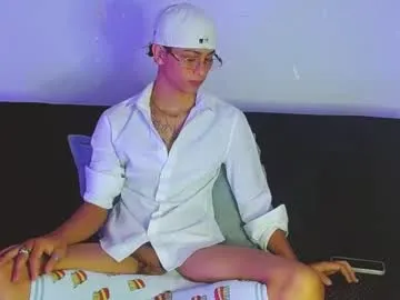 AngelicaSantos – webcam model profile photo Image 6