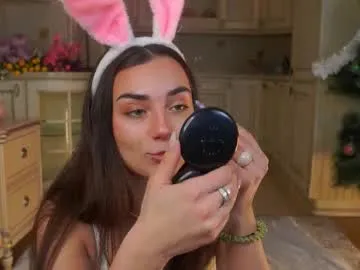 ZeyaaWhite cam session Image 9