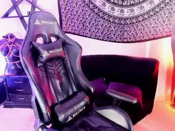 JosiePelthon – webcam model profile photo Image 8