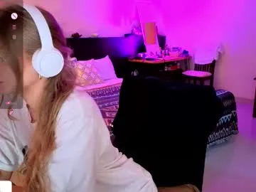 shreya_0 – webcam model profile photo Image 12