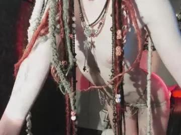 MadelineDemie cam session Image 16