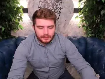 NolanMia – webcam model profile photo Image 3