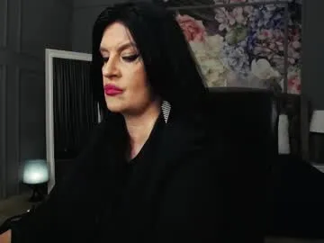 pureannuals – webcam model profile photo Image 11