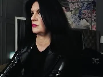 pureannuals – webcam model profile photo Image 14