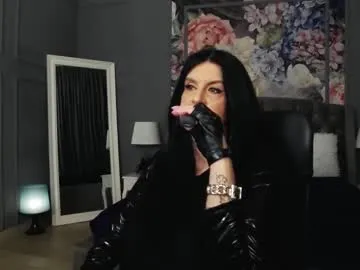 pureannuals – webcam model profile photo Image 9