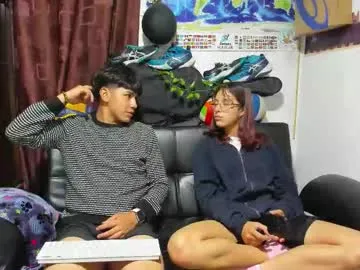 sunflower_28 – webcam model profile photo Image 17