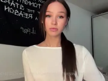 LesleyRed – webcam model profile photo Image 11