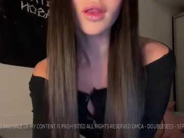 LesleyRed – webcam model profile photo Image 15