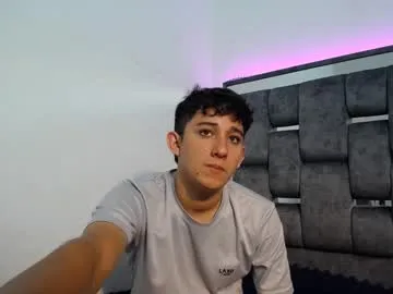 daani_hott – webcam model profile photo Image 13