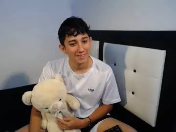 daani_hott – webcam model profile photo Image 14