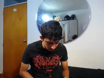 daani_hott – webcam model profile photo Image 15