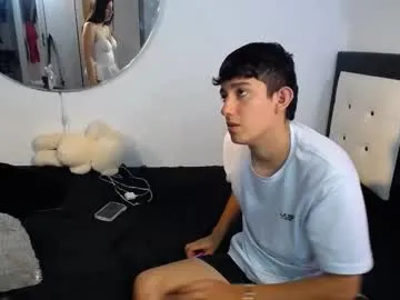 daani_hott – webcam model profile photo Image 16