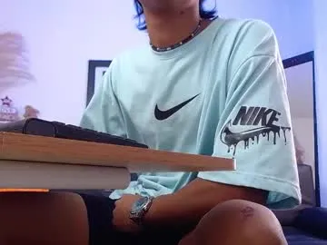 naisharousell – webcam model profile photo Image 14