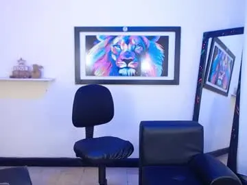 naisharousell – webcam model profile photo Image 3