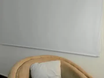 indianpandora – webcam model profile photo Image 2