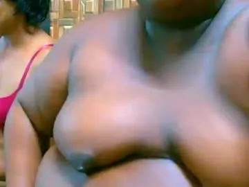 ebonyhotbuns4u2luv Image 2