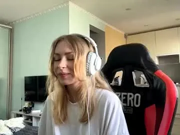 editfrail – webcam model profile photo