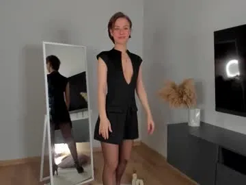 sweetkarmababy – webcam model profile photo Image 18