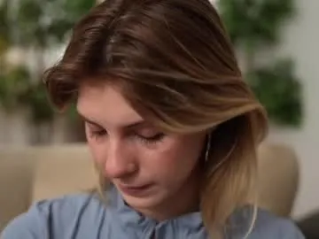 sophydiva – webcam model profile photo Image 6