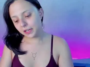 ErikaBonnie – webcam model profile photo Image 12