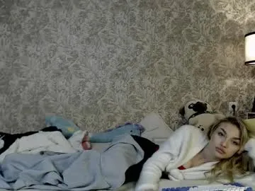 HellenSuric – webcam model profile photo Image 18