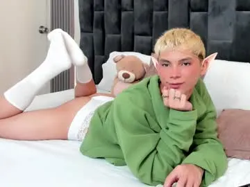 indiandesiguys2023 – webcam model profile photo Image 6