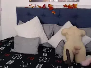 YasmienAtos – webcam model profile photo Image 10