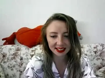 NinnaWood – webcam model profile photo Image 1