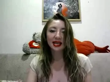 NinnaWood – webcam model profile photo Image 10