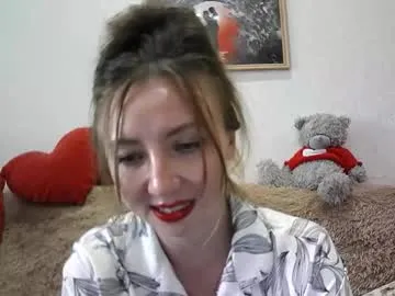 NinnaWood – webcam model profile photo Image 6