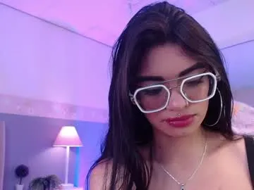 shreya_0 – webcam model profile photo Image 12