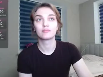 monicaflower – webcam model profile photo Image 3