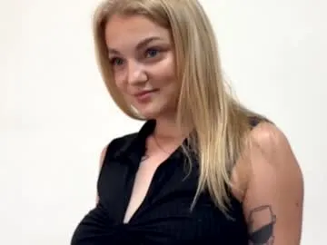 emiluvsu Profile Image