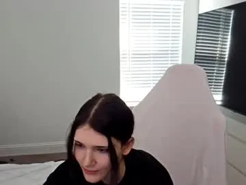 keranimaralaa33409304290 – webcam model profile photo Image 11