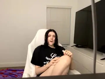 keranimaralaa33409304290 – webcam model profile photo Image 5