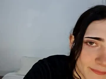 keranimaralaa33409304290 – webcam model profile photo Image 8