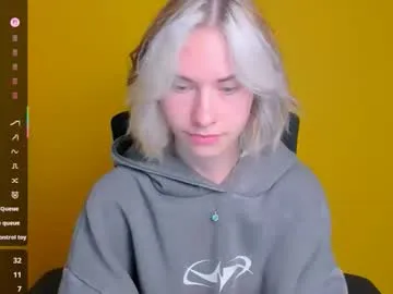 EmiliaWalker – webcam model profile photo Image 15