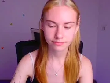 EmiliaWalker – webcam model profile photo Image 2