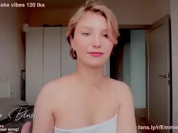 pureannuals – webcam model profile photo Image 6