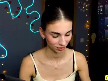 tvycas7 – webcam model profile photo Image 18