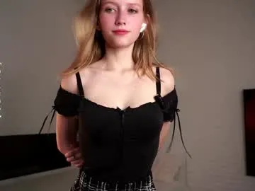 DesireeSanden – webcam model profile photo Image 2