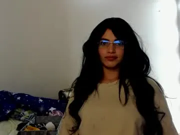 emy_gag – webcam model profile photo