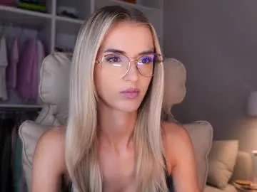 hannah_lourens cam session Image 18