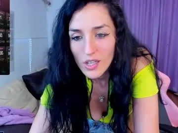 JosiePelthon – webcam model profile photo Image 6