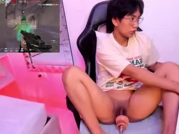 BellaLeen – webcam model profile photo Image 3