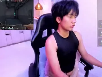 BellaLeen – webcam model profile photo Image 9