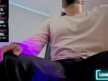 puneripiya – webcam model profile photo Image 2